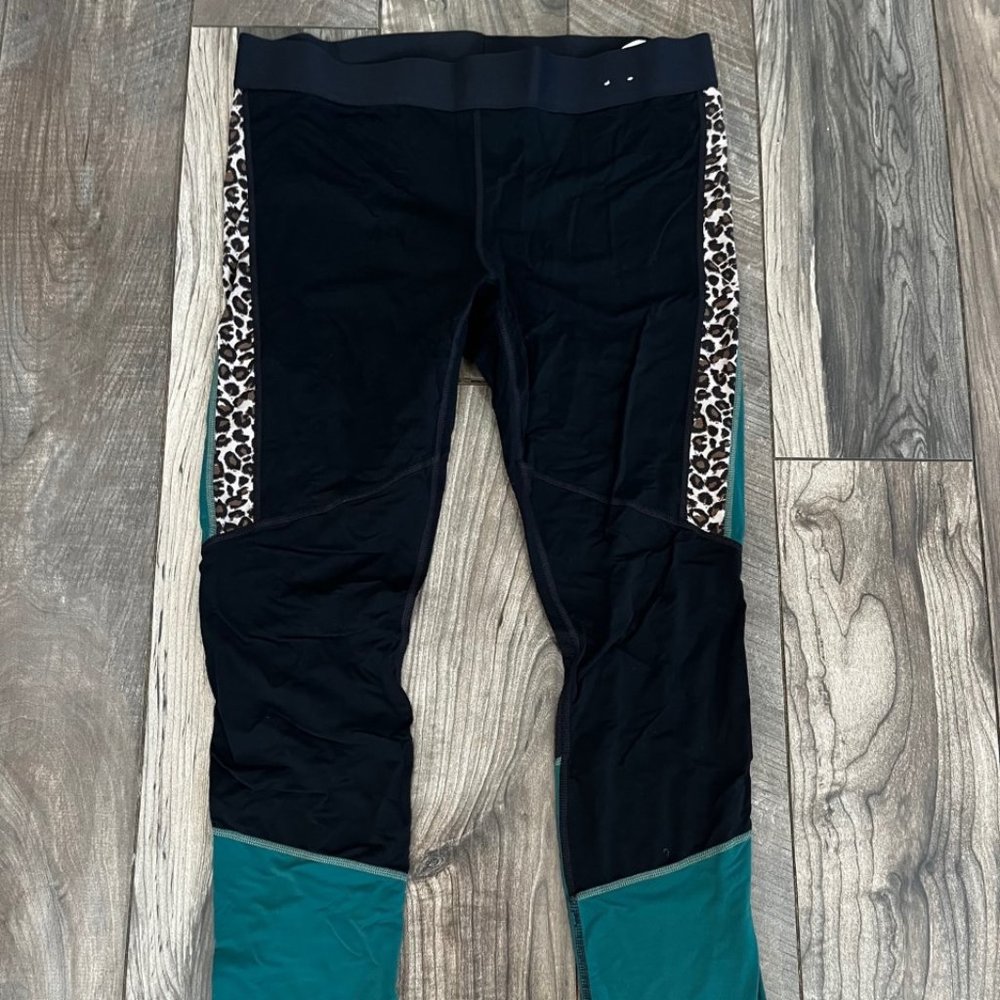 Gap Fit Leopard Leggings